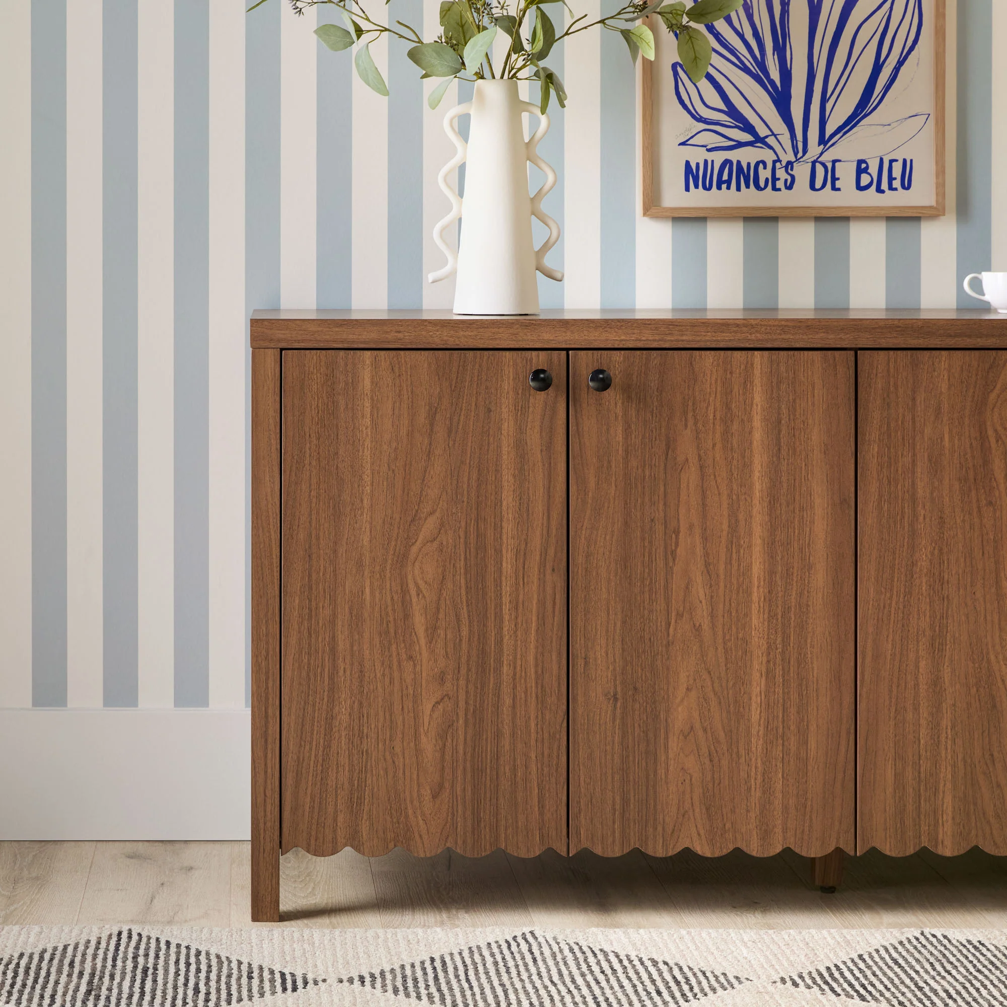 Paisley 60" Modern Scalloped Easy Assembly Sideboard /TV Stand - Image 8