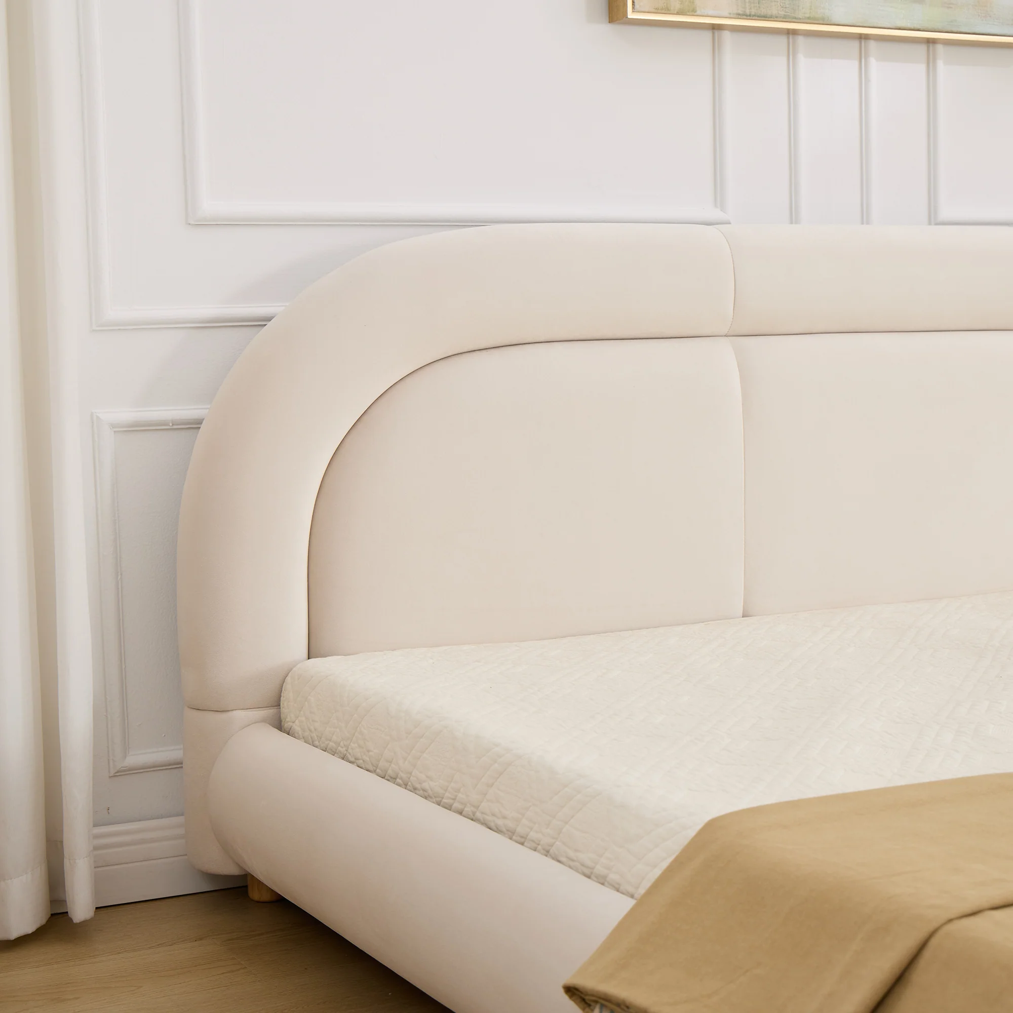 Modern Curved Upholstered Low Profile Platform King Size Bed - Image 19