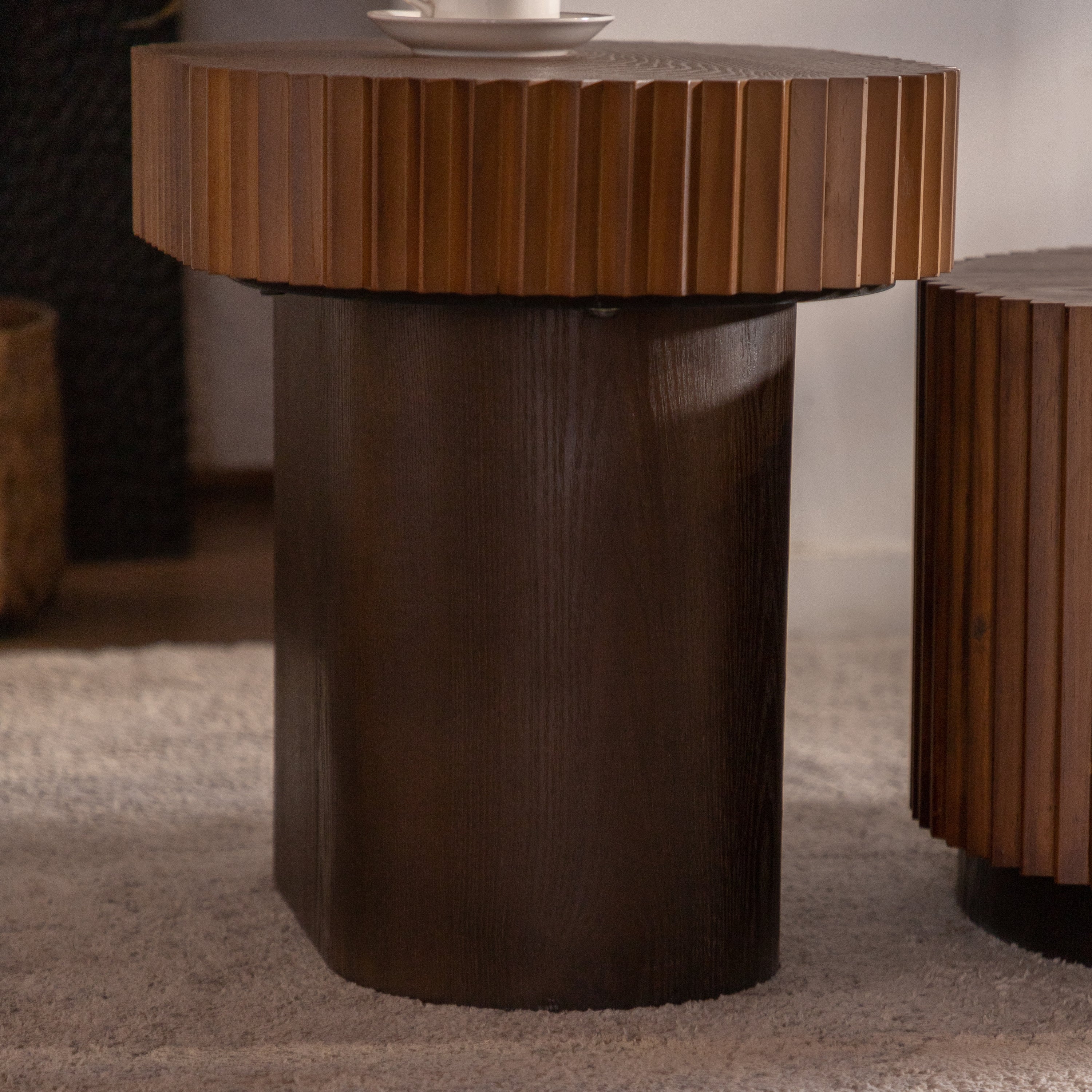Walker Edison | Modern Fluted Round Nesting Coffee Table Set of 2 - Image 4