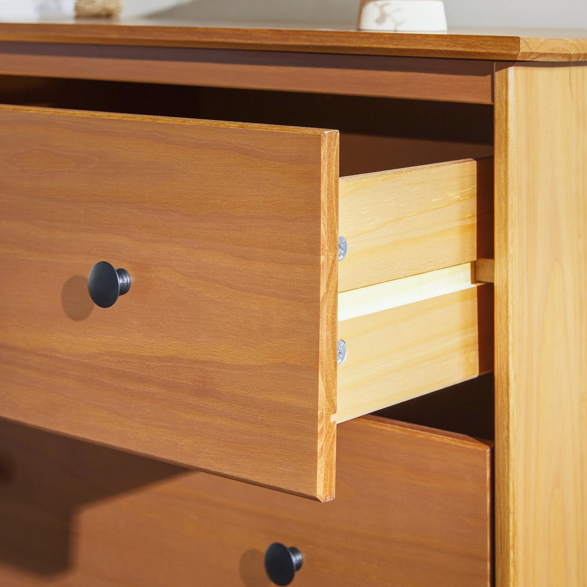 Spencer Solid Wood Transitional Dresser - Image 7